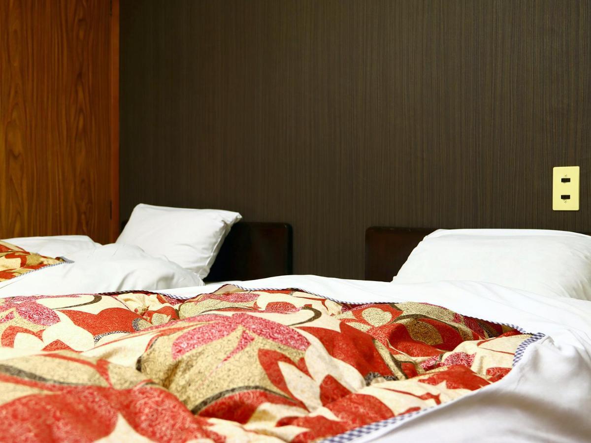 Hotel New Bernina Нагано Екстериор снимка