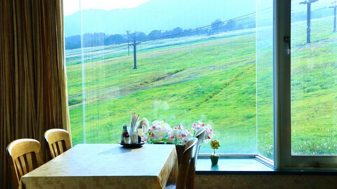 Hotel New Bernina Нагано Екстериор снимка