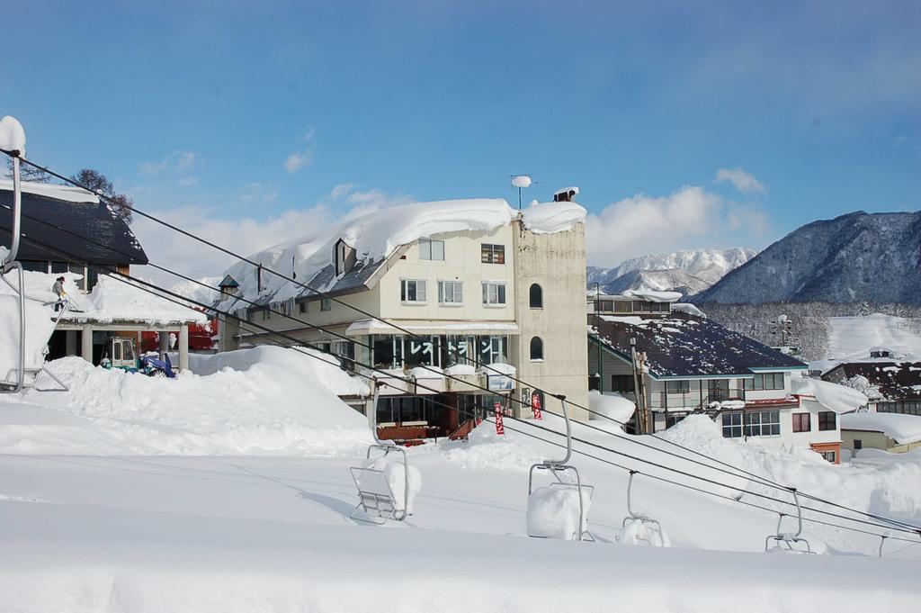Hotel New Bernina Нагано Екстериор снимка