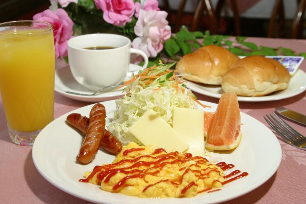 Hotel New Bernina Нагано Екстериор снимка